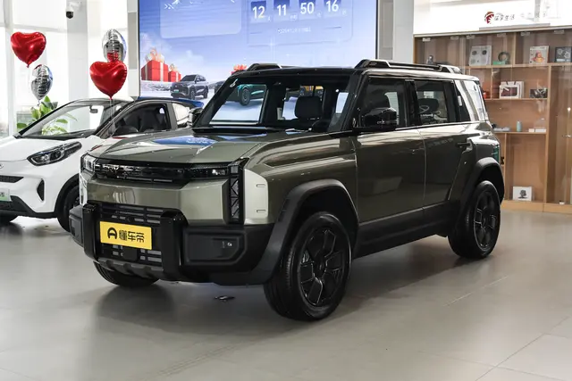 Chery X3L 2026 — купить из Китая под заказ