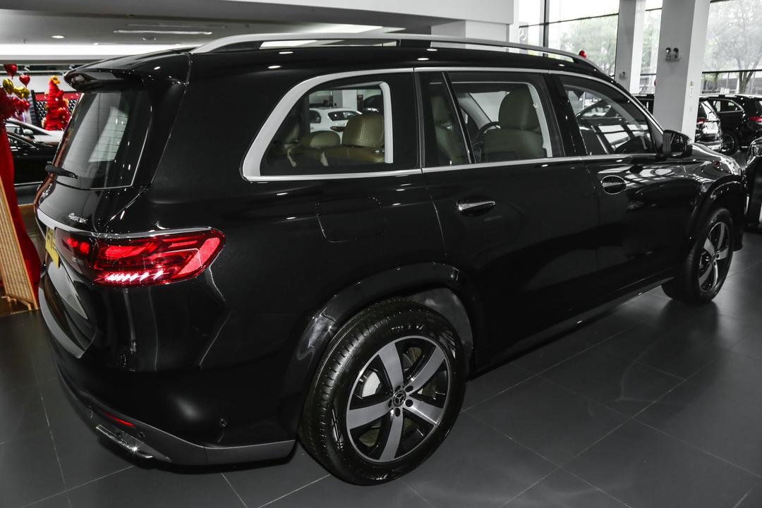 Mercedes-Benz GLS 2026, фото 8