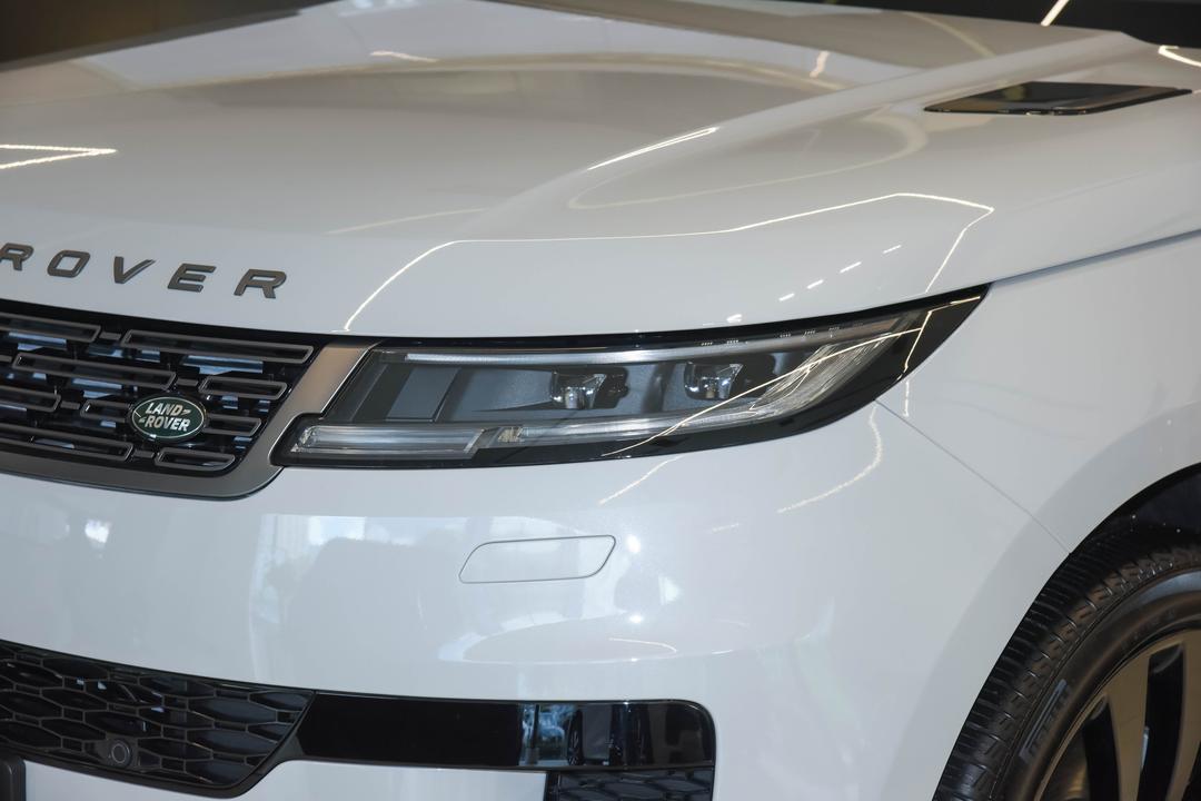 Land Rover Range Rover Sport 2026, фото 13