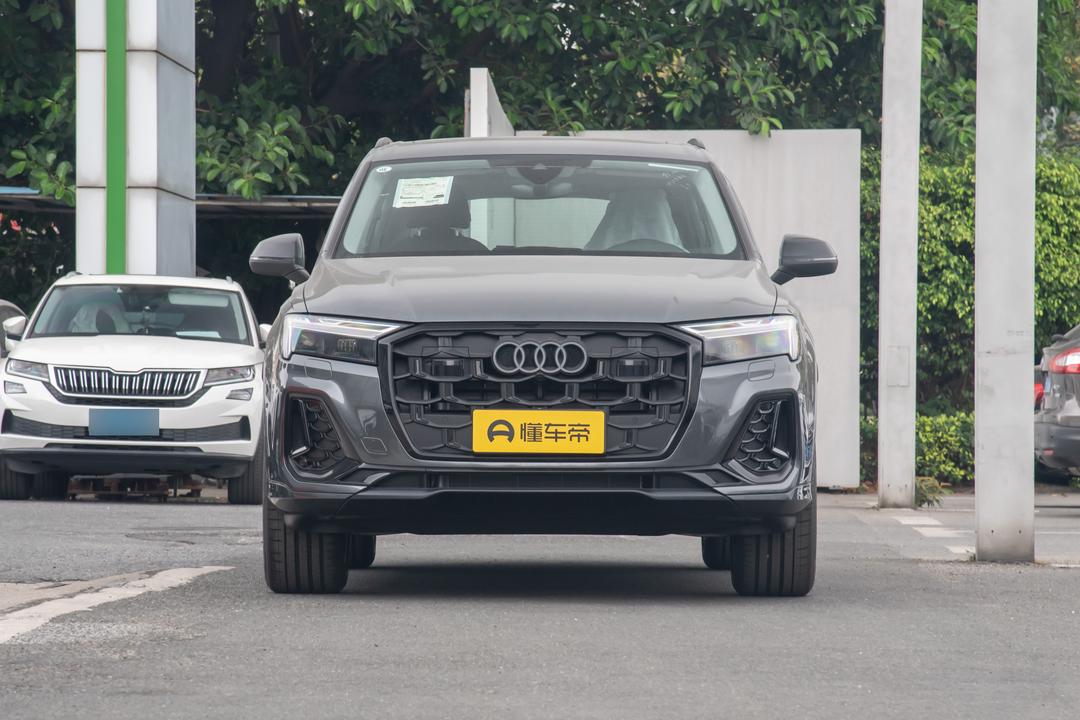 Audi Q7 2026, фото 2