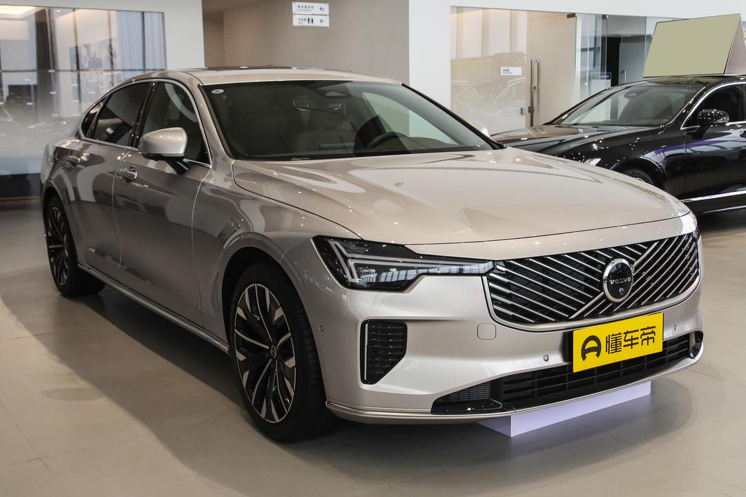 Volvo S90 2026, фото 3