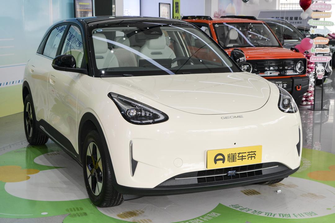 Geely EX2 2026, фото 3