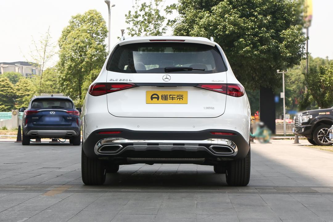Mercedes-Benz GLC-Class 2026, фото 6