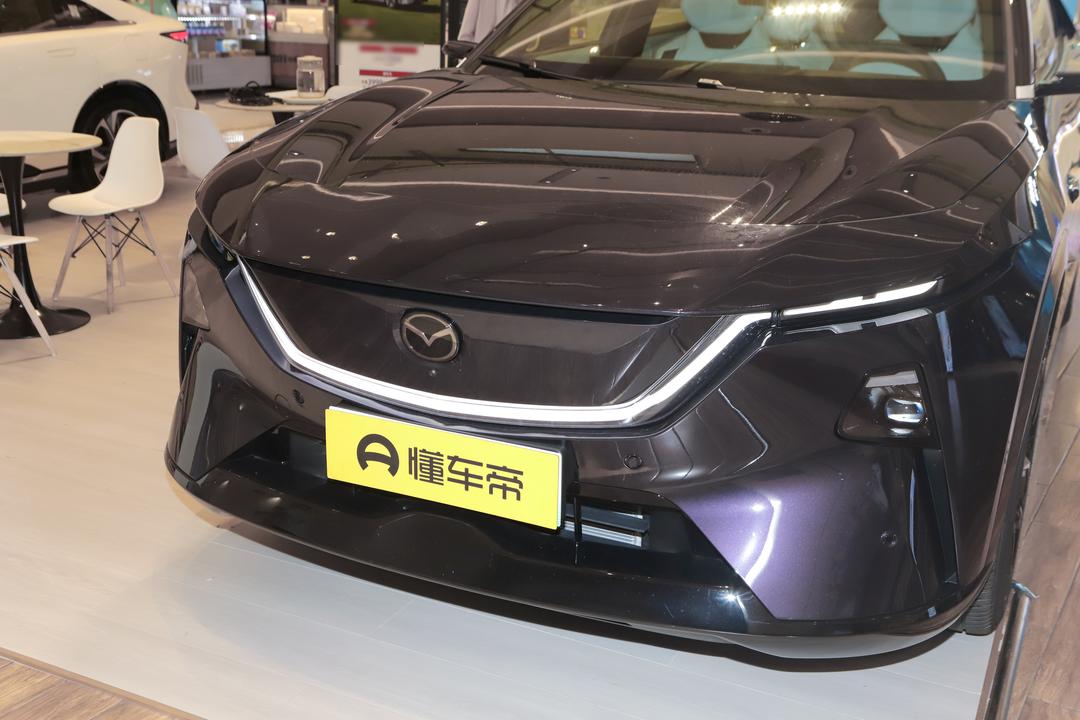 Mazda EZ-60 2026, фото 12