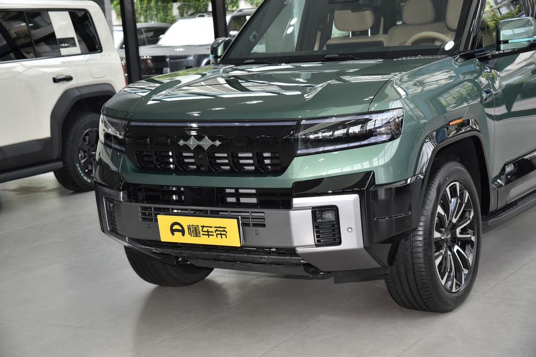 BYD Fangchengbao Leopard 8 2026, фото 9
