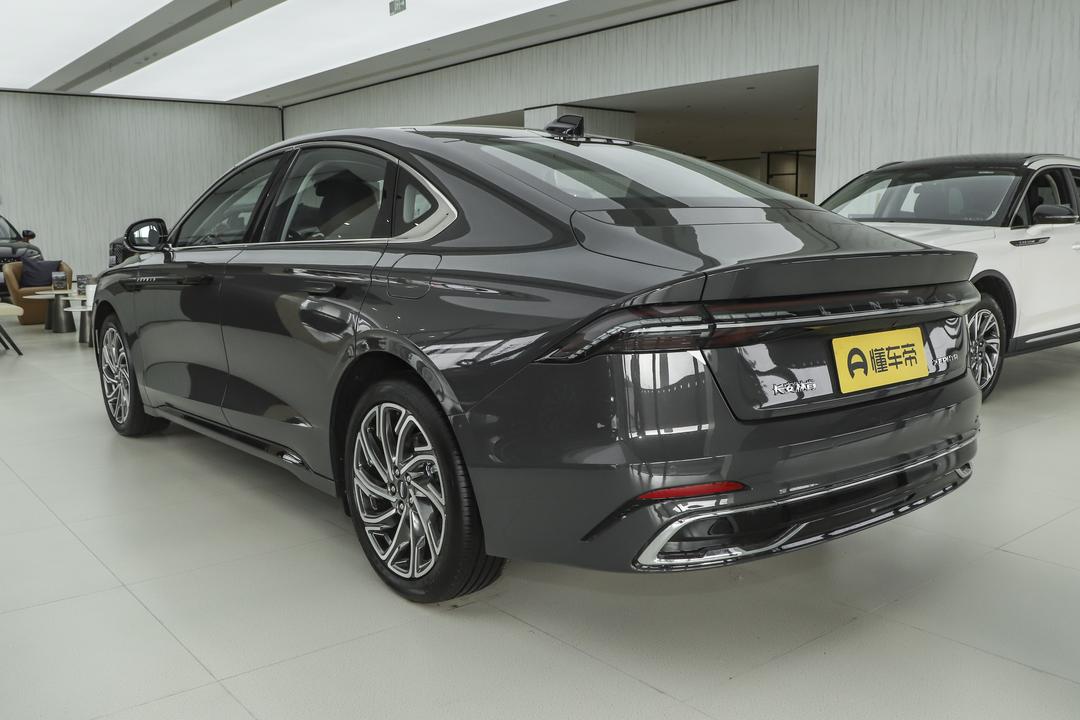 Lincoln Z 2026, фото 5