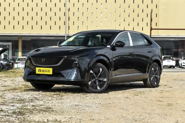 Mazda EZ-60 2026 — купить из Китая под заказ