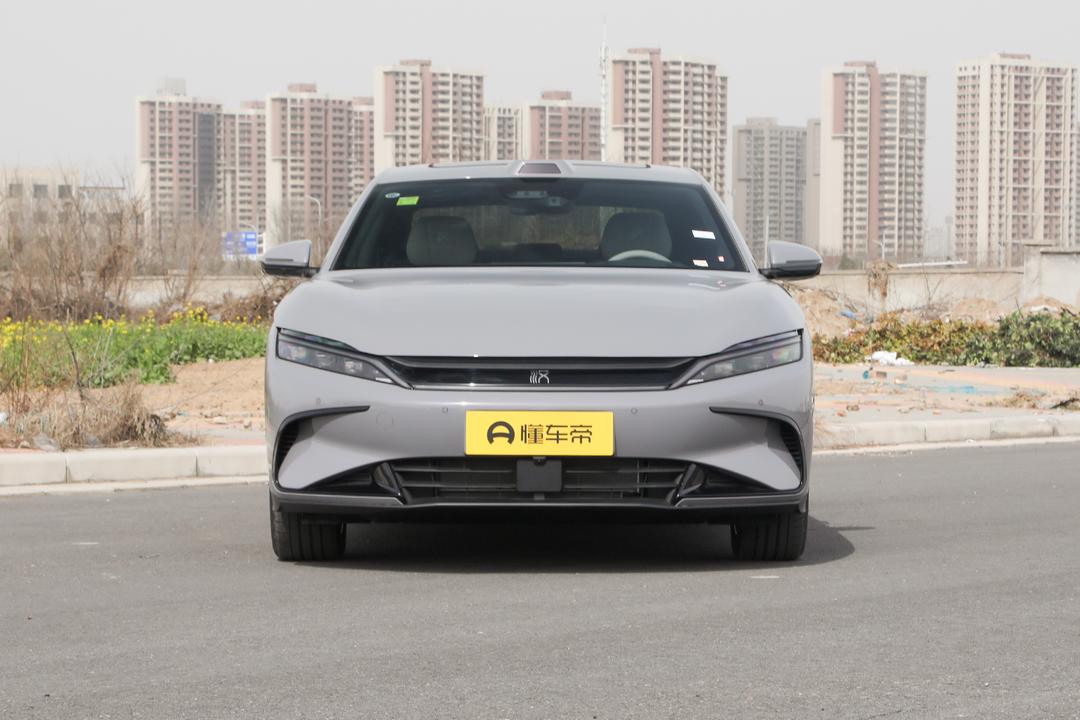BYD Han DM 2026, фото 2