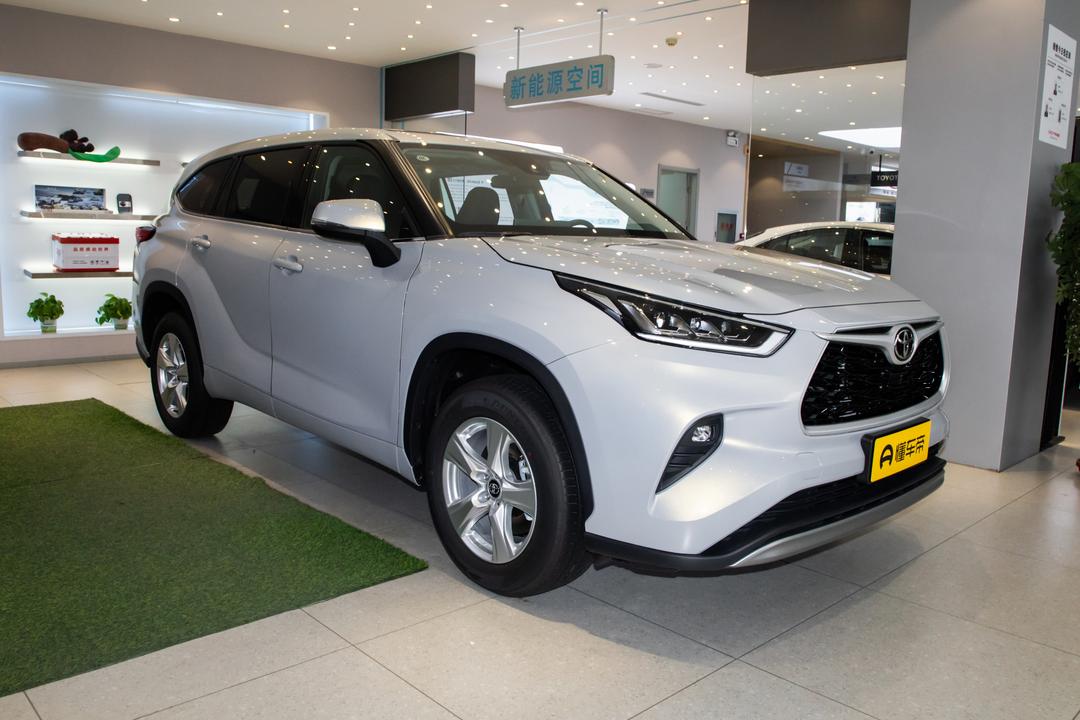 Toyota Highlander 2026, фото 3