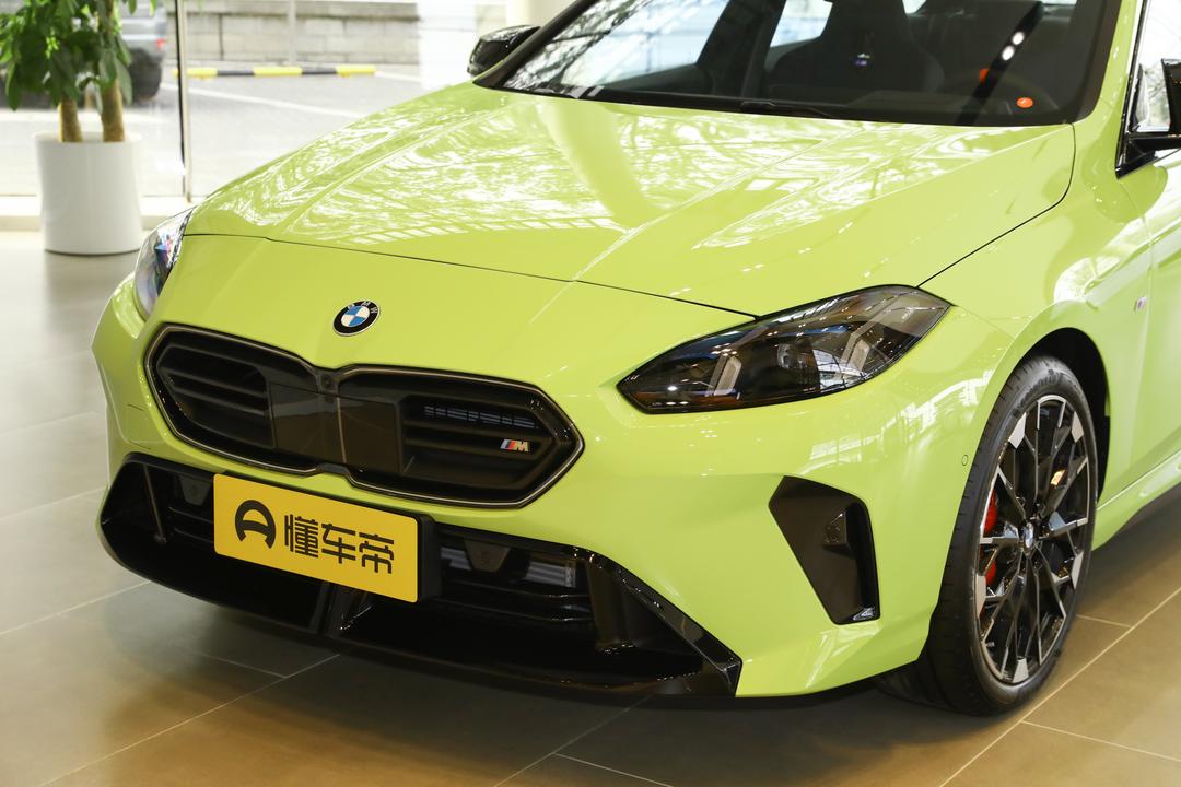 BMW 2 Series 2026, фото 8