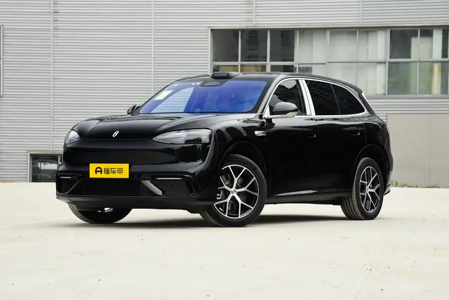 AITO M6 2026 — купить из Китая под заказ