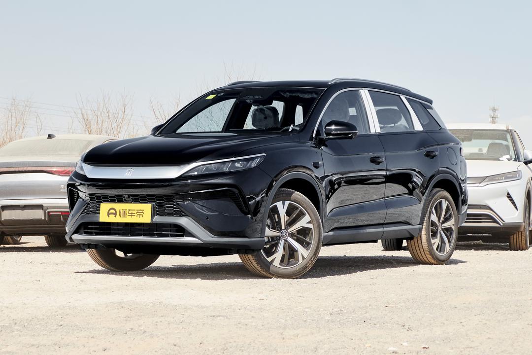 BYD Song Pro DM 2026, фото 1