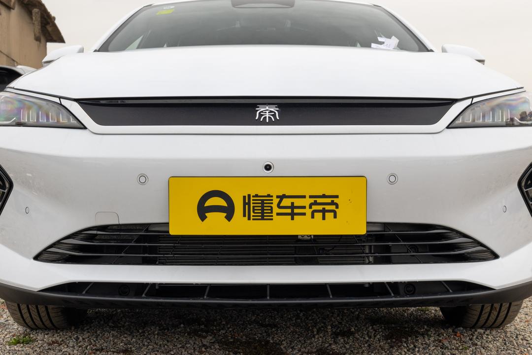 BYD Qin PLUS EV 2026, фото 10