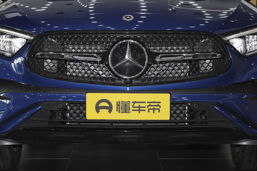 Mercedes-Benz GLC Coupe 2026, фото 10