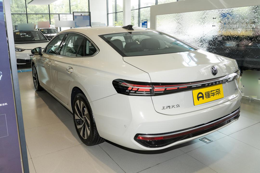 Volkswagen Passat 2026, фото 4