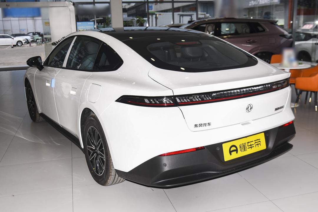 Dongfeng E80 2026, фото 5