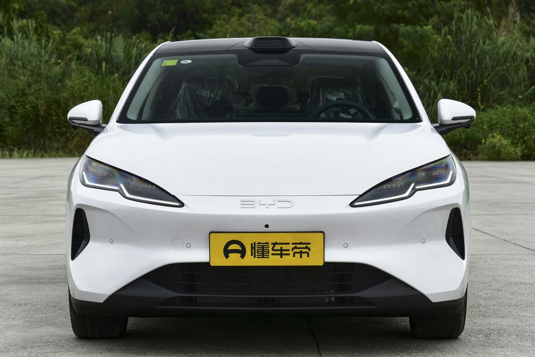 BYD Seal 06 EV 2026, фото 12