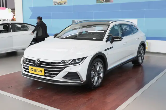 Volkswagen CC 2026 — купить из Китая под заказ