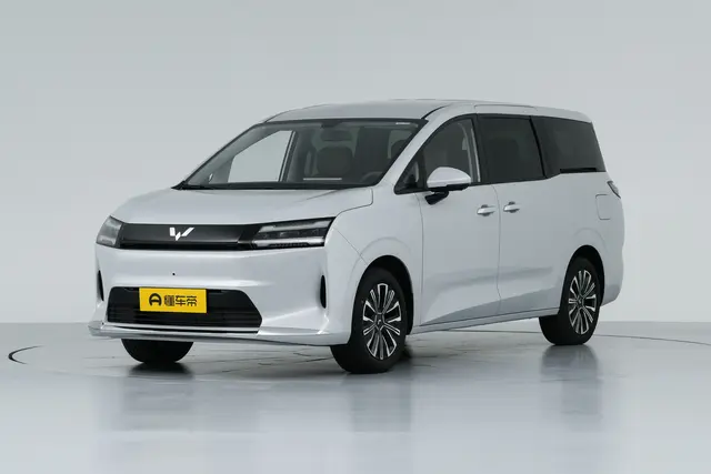 Wuling Starlight 730 EV 2026 — купить из Китая под заказ