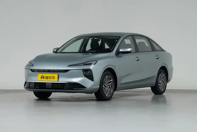 Roewe D6 2026 — купить из Китая под заказ
