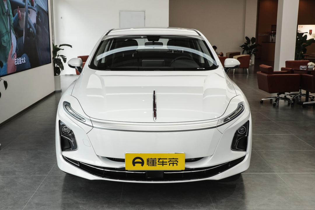 Hongqi E-QM5 2026, фото 2