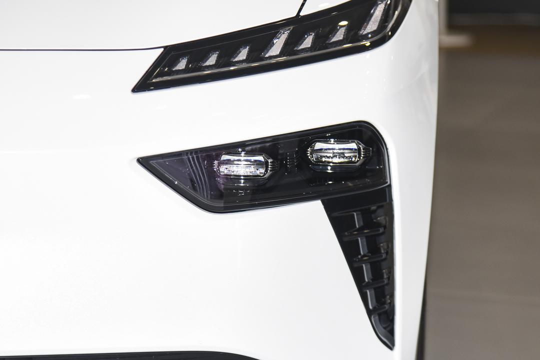 Dongfeng E80 2026, фото 11