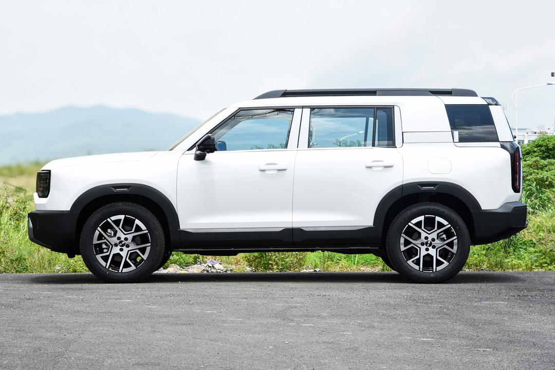 BAIC BJ30 2026, фото 4