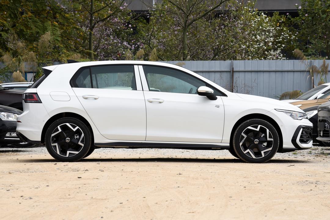Volkswagen Golf 2026, фото 8
