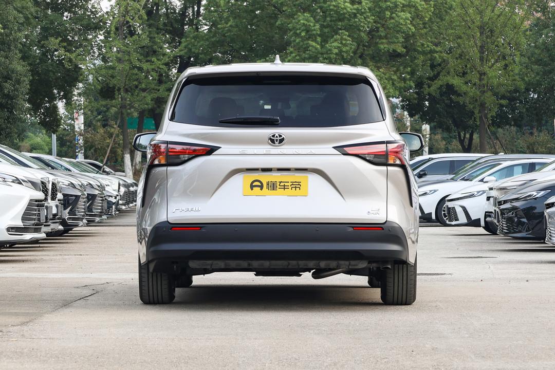 Toyota Sienna 2026, фото 6