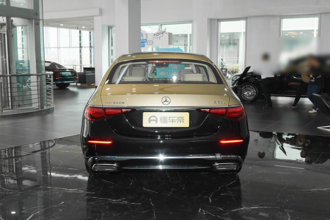 Mercedes-Benz Maybach S-Class 2026, фото 6