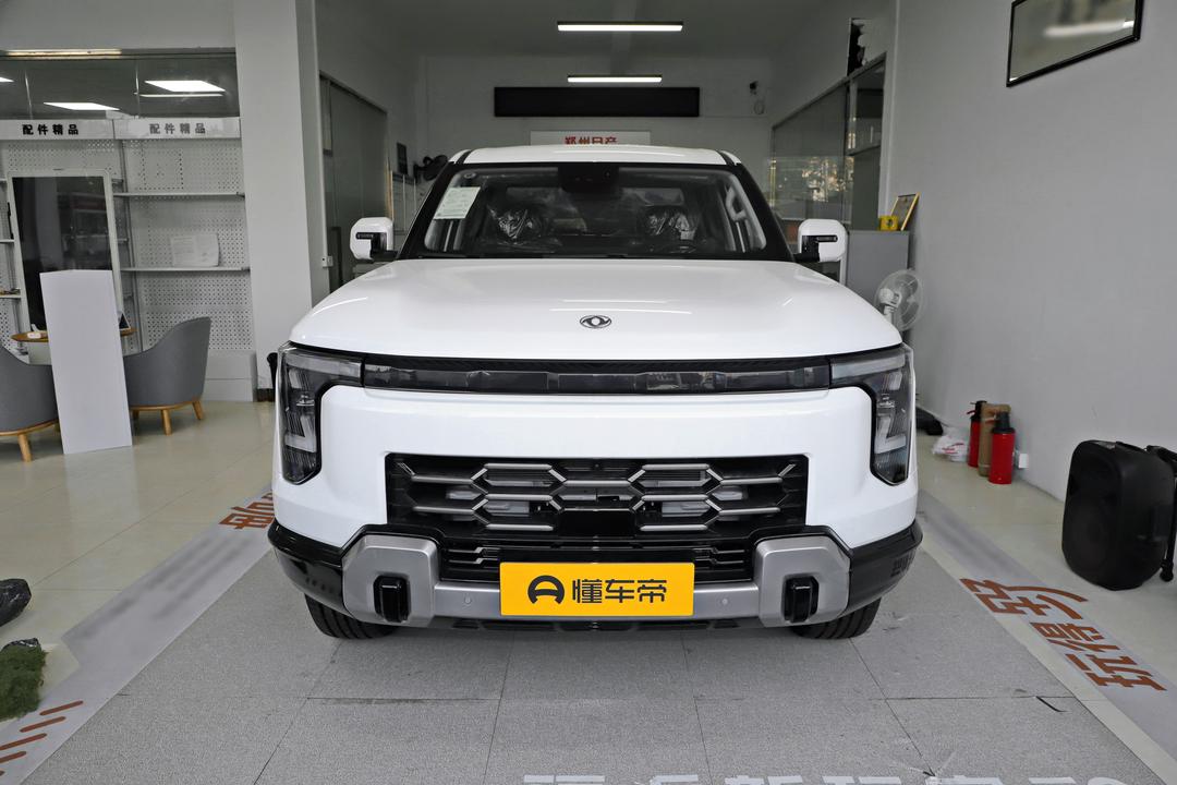 Dongfeng Zhengzhou Z9 GE PHEV 2026, фото 2