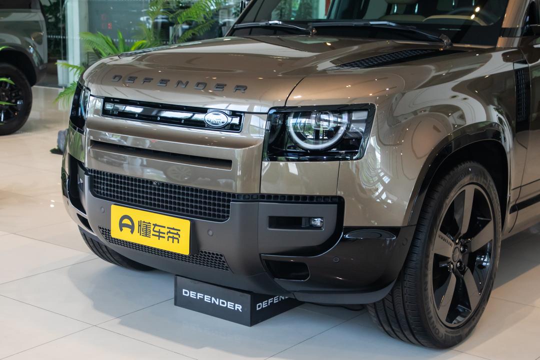 Land Rover Defender 2026, фото 9