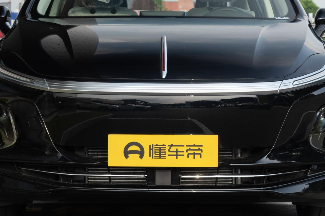 Hongqi E-QM5 2026, фото 10