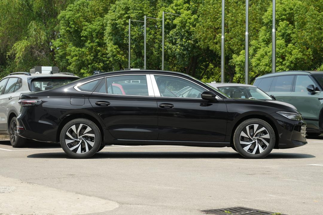 Volkswagen Passat 2026, фото 8