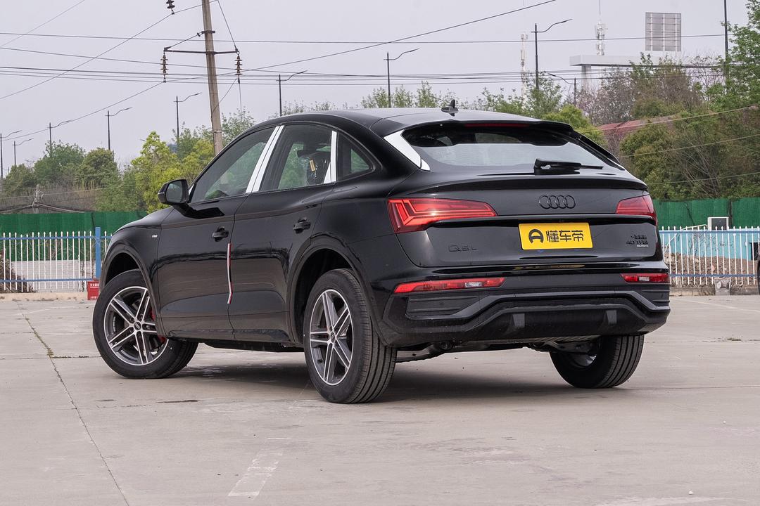 Audi Q5L Sportback 2026, фото 5