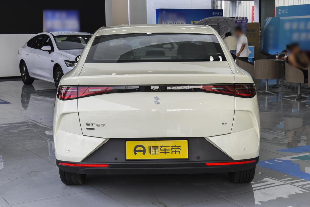 BYD e7 EV 2026, фото 6