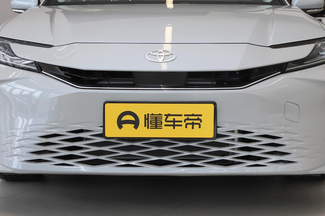 Toyota Camry 2026, фото 10