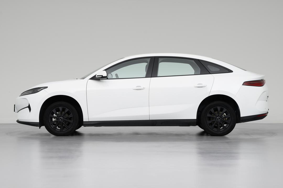 BYD e7 2026, фото 4