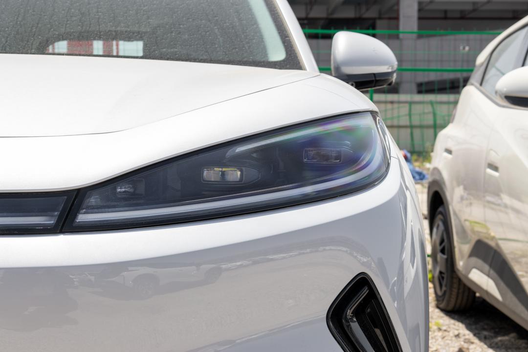 BYD Sealion 05 EV 2026, фото 11