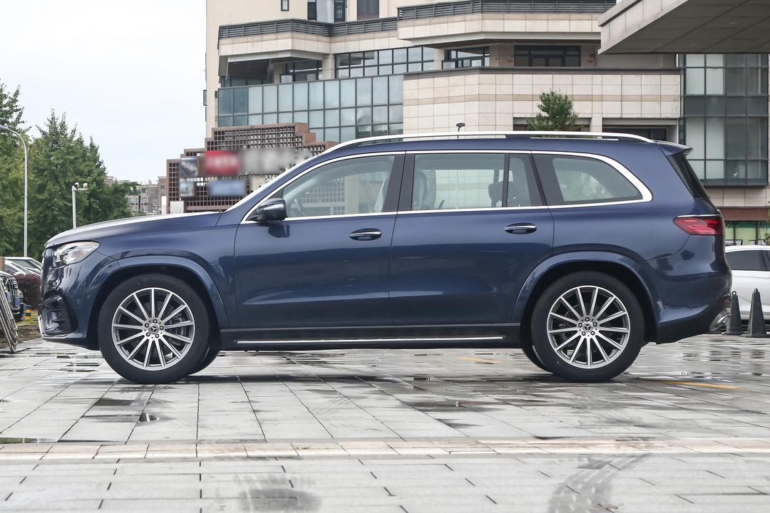 Mercedes-Benz GLS 2026, фото 4