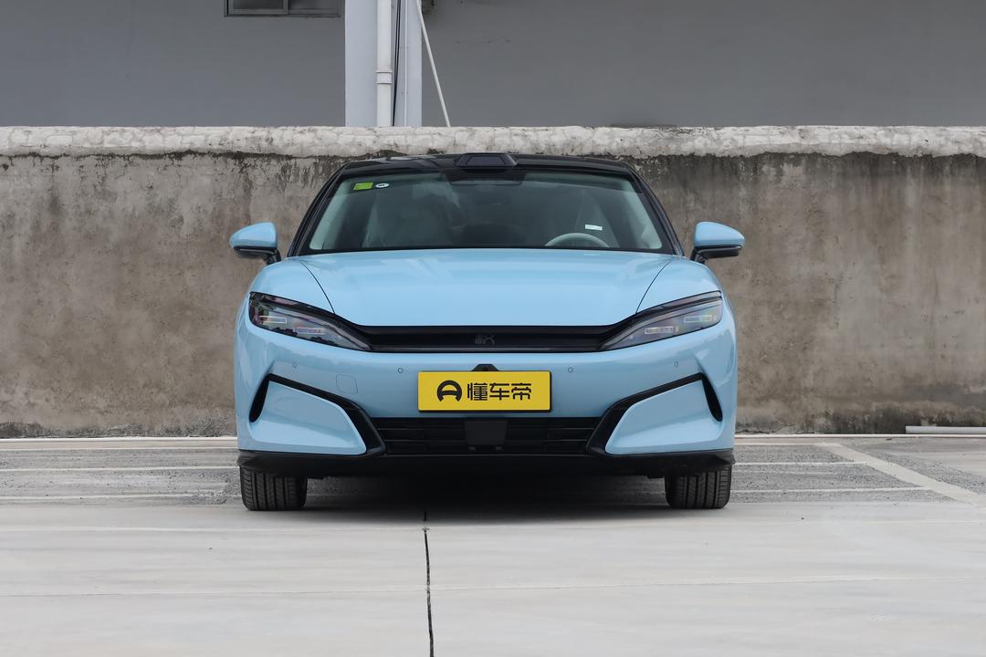 BYD Han L EV 2026, фото 2