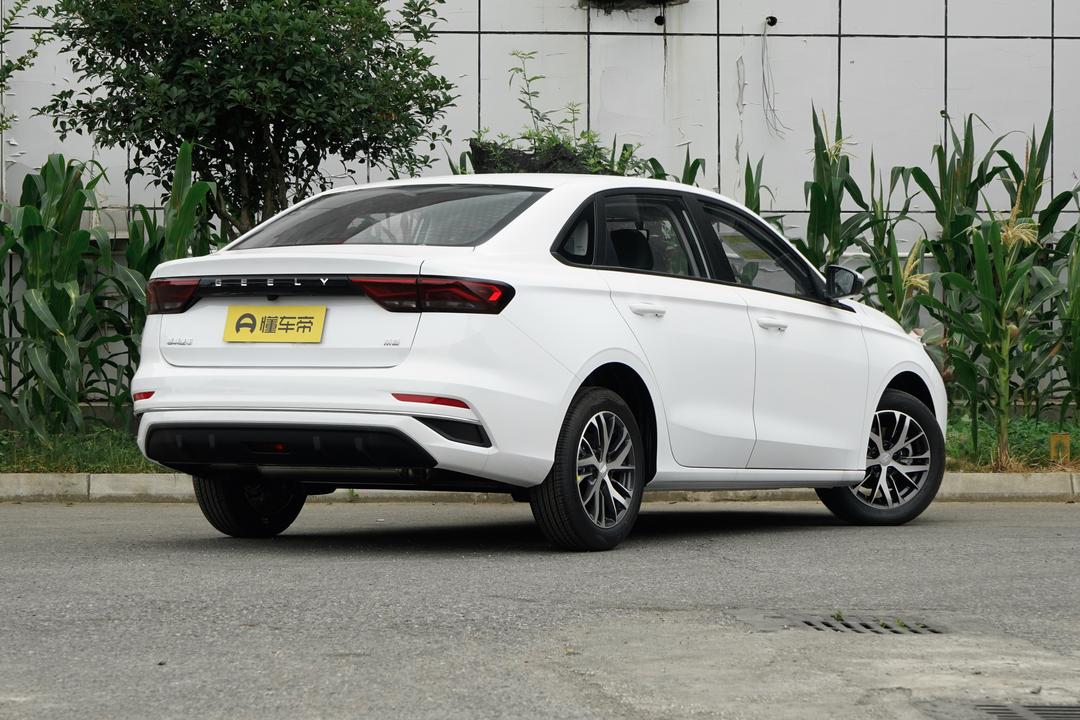 Geely Emgrand 2026, фото 7
