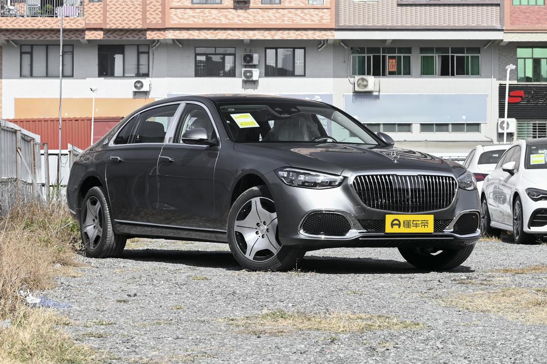 Mercedes-Benz Maybach S-Class 2026, фото 3