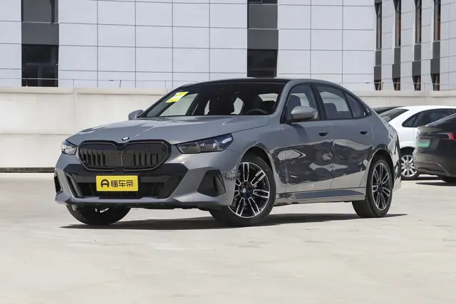BMW 5 Series 2026 — купить из Китая под заказ