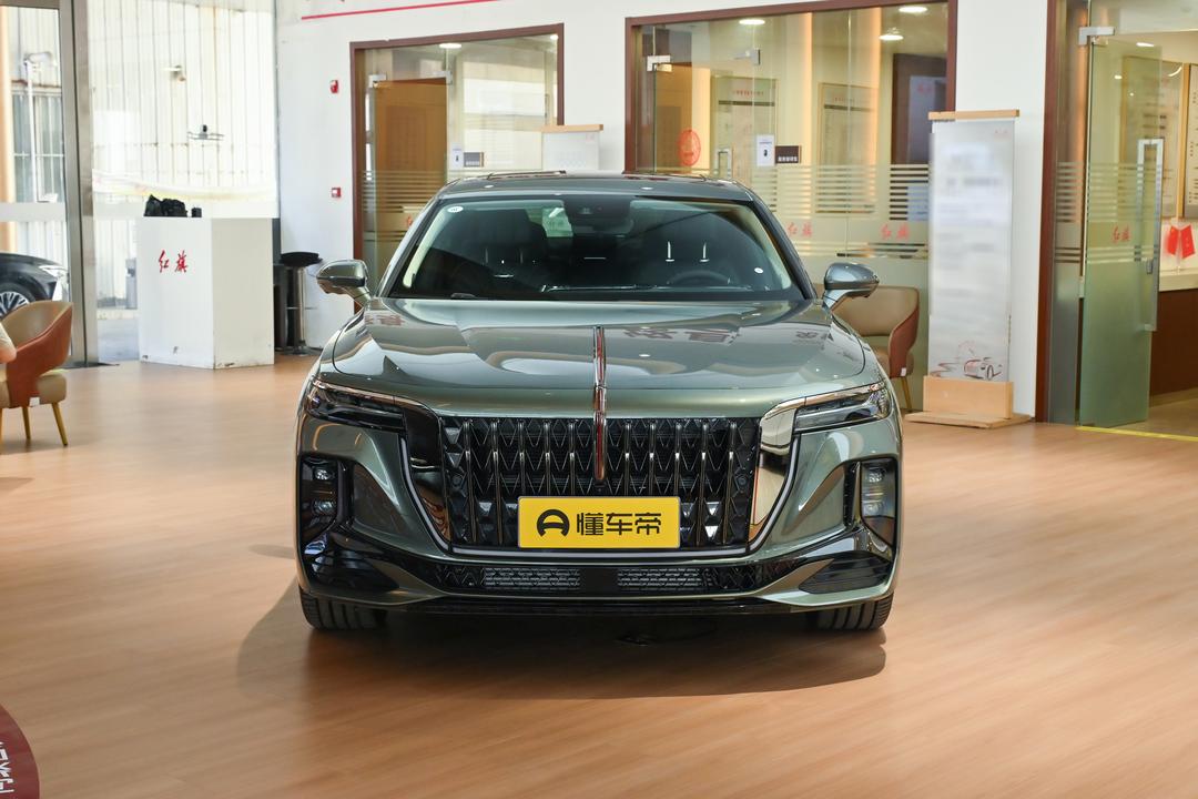 Hongqi H9 2026, фото 2