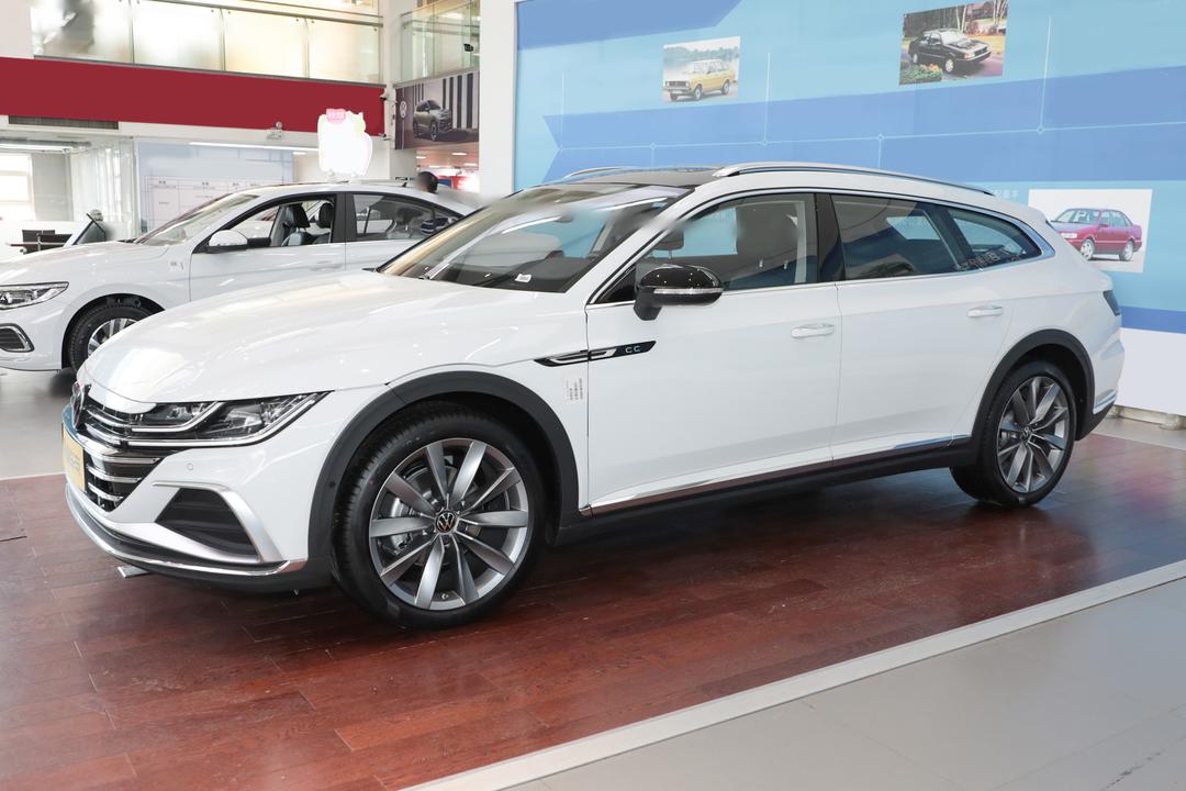 Volkswagen CC 2026, фото 4