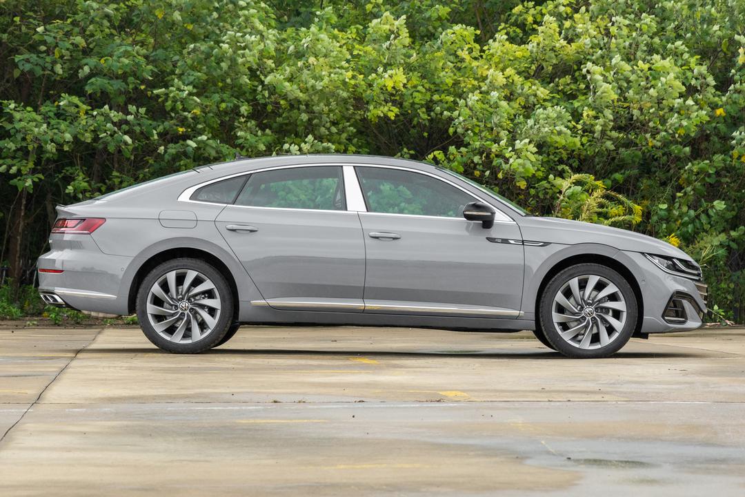 Volkswagen CC 2026, фото 8