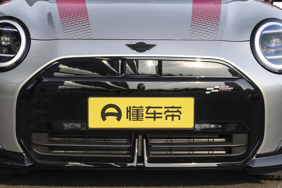 MINI JCW EV 2026, фото 10