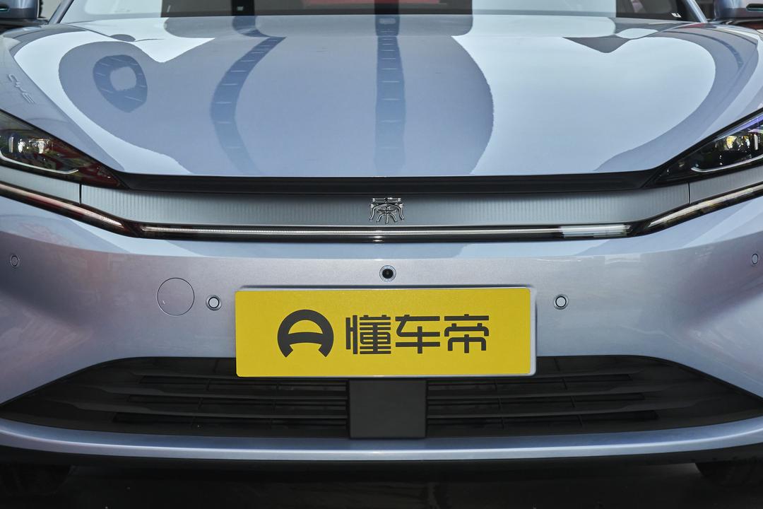 BYD Qin L EV 2026, фото 10
