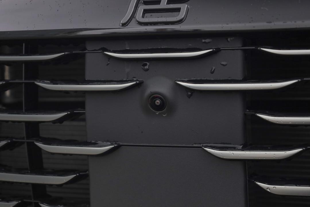 BYD Tang DM 2026, фото 15